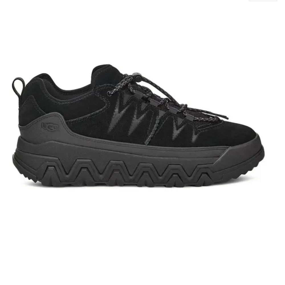 UGG Captrail Low TOP Black Sneakers